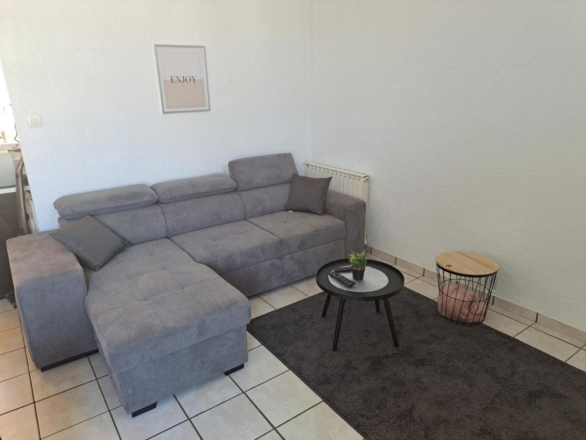 Vila Chez David Cholet Exteriér fotografie